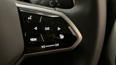 Volkswagen ID. Buzz 210kW Life Pro 86kWh 5dr LWB Auto [7 Seat] Electric Estate